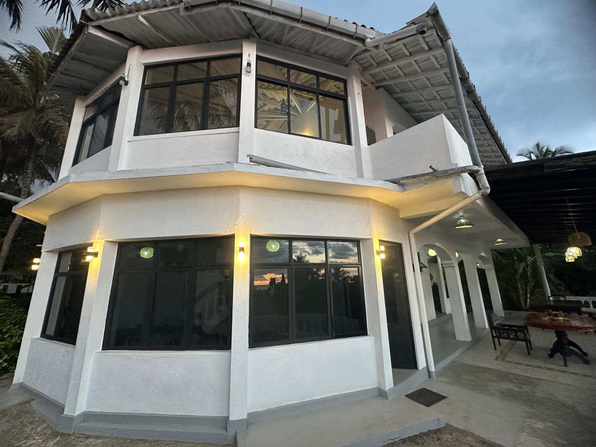 فندق White Hill أونا واتونا المظهر الخارجي الصورة