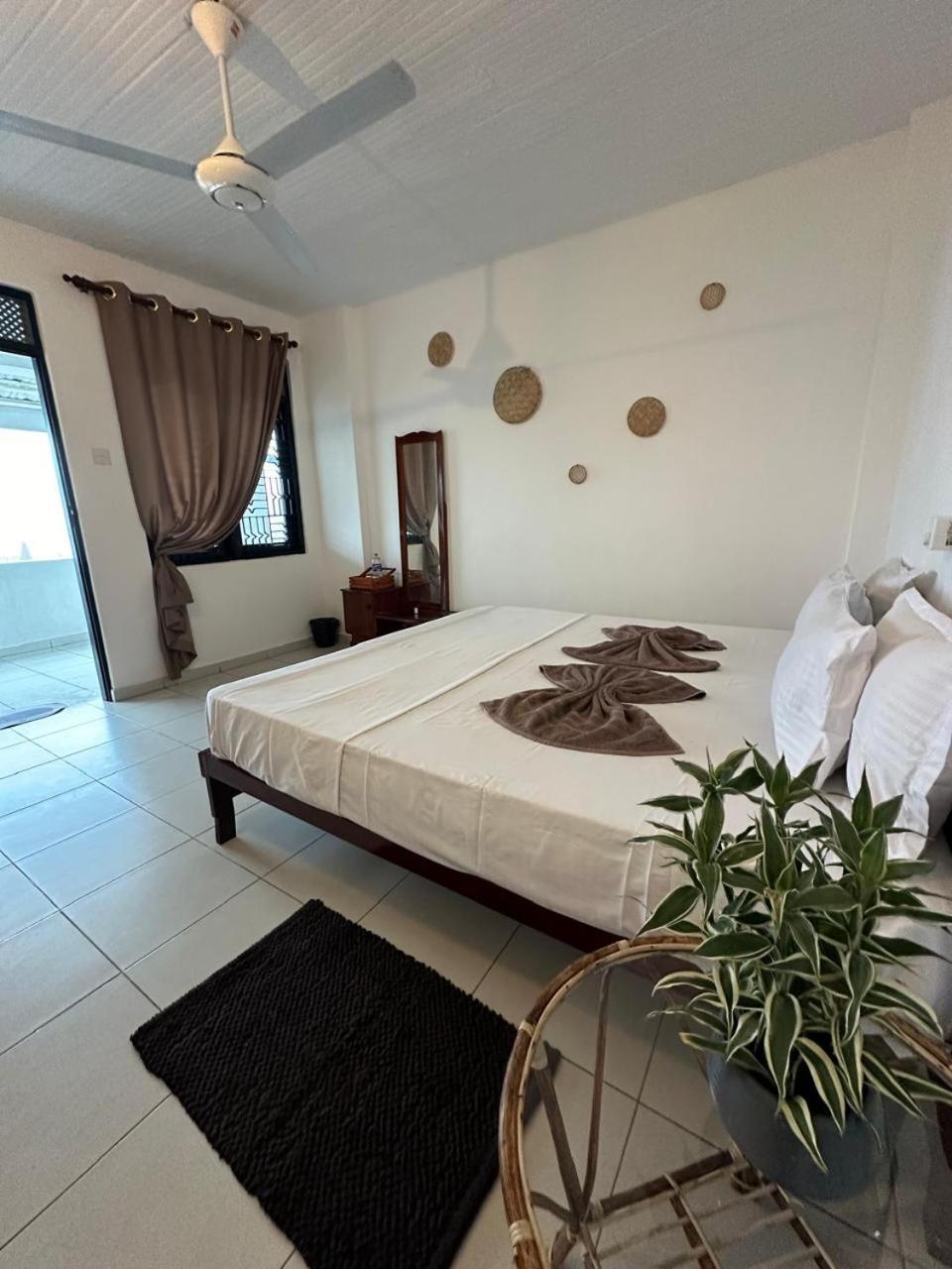 فندق White Hill أونا واتونا المظهر الخارجي الصورة
